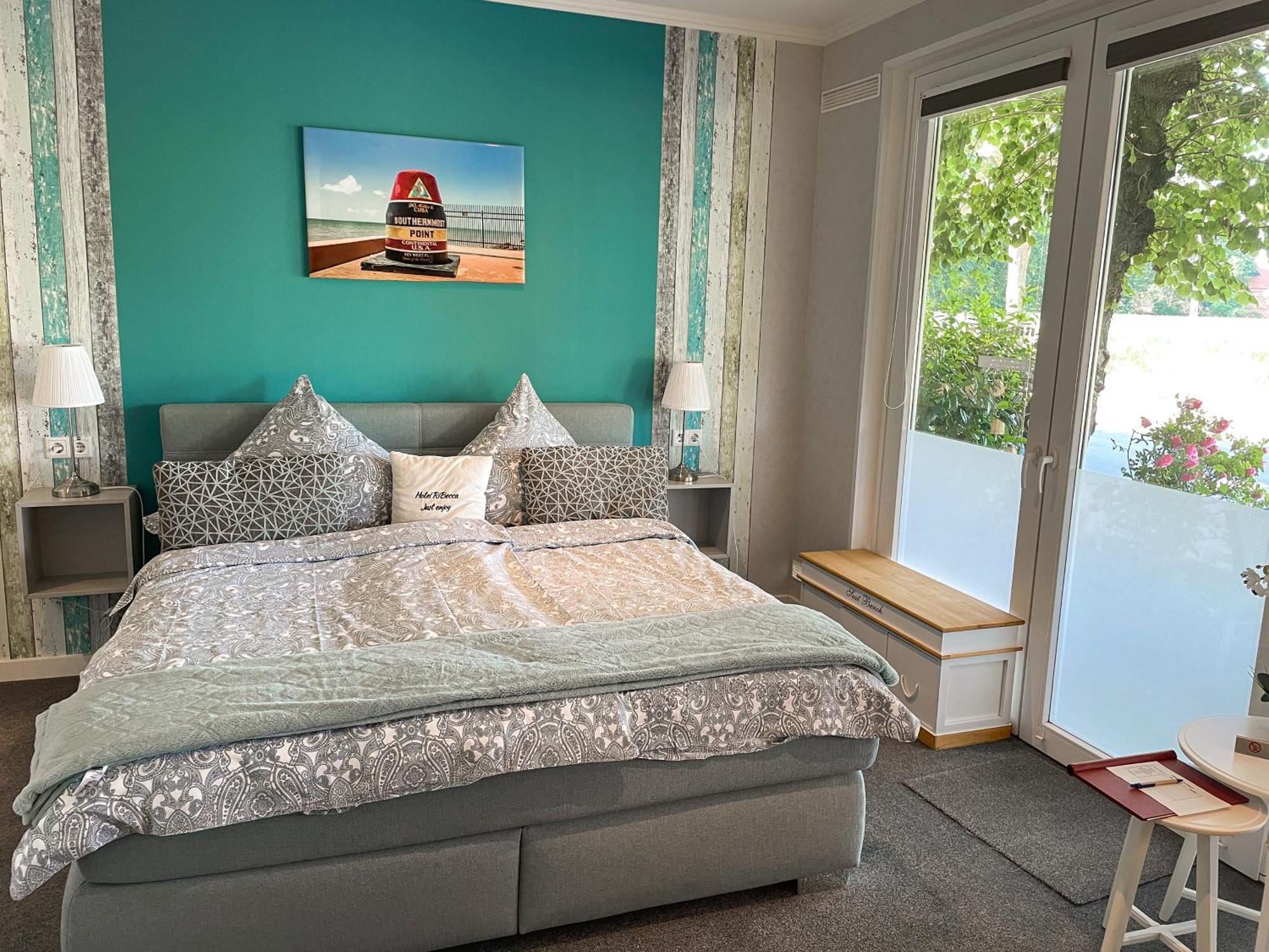 Ribecca Hotel 3*